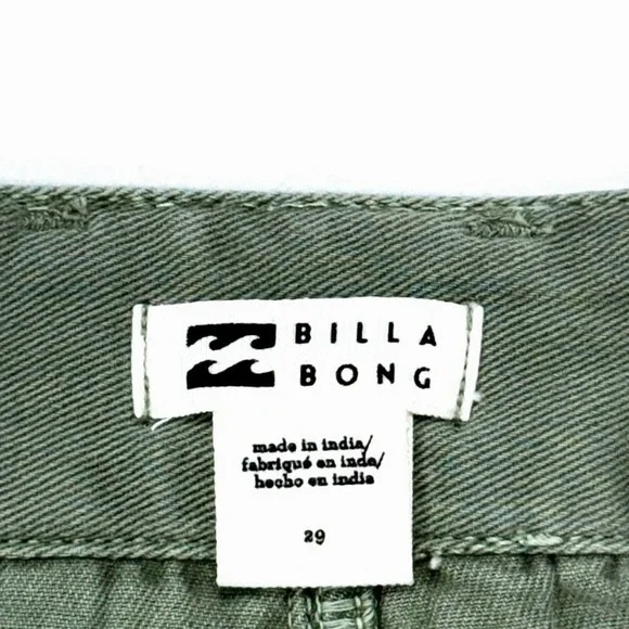 New Billabong Walkalong Women's pants size 29 relaxed fit, low rise, cargo - Picture 4 of 8